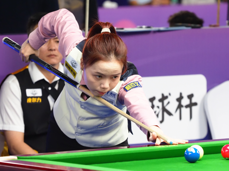 和关键球处, 阿罗拉率先 和关键球处, 阿罗拉率先