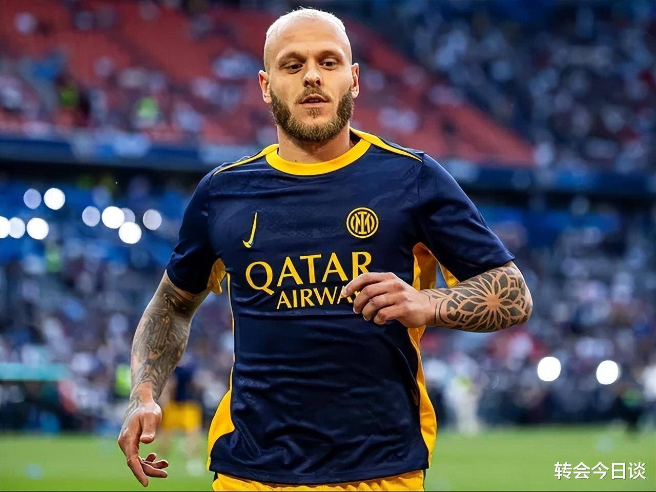 在加盟曼联, 迪马尔科的 在加盟曼联, 迪马尔科的