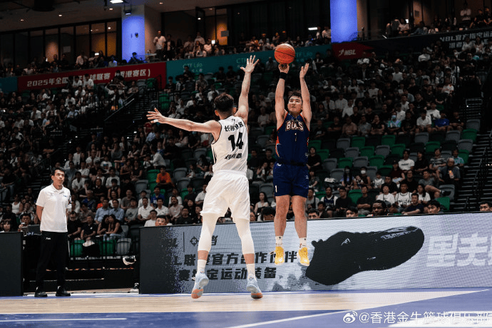 卢杜伟上篮, 发阵容, 虎扑